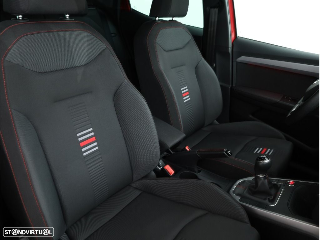 SEAT Arona 1.0 TSI FR - 28