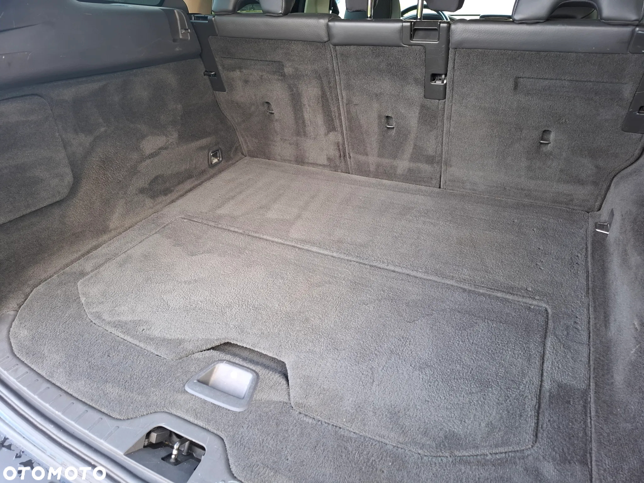 Volvo XC 60 D5 AWD Momentum - 24