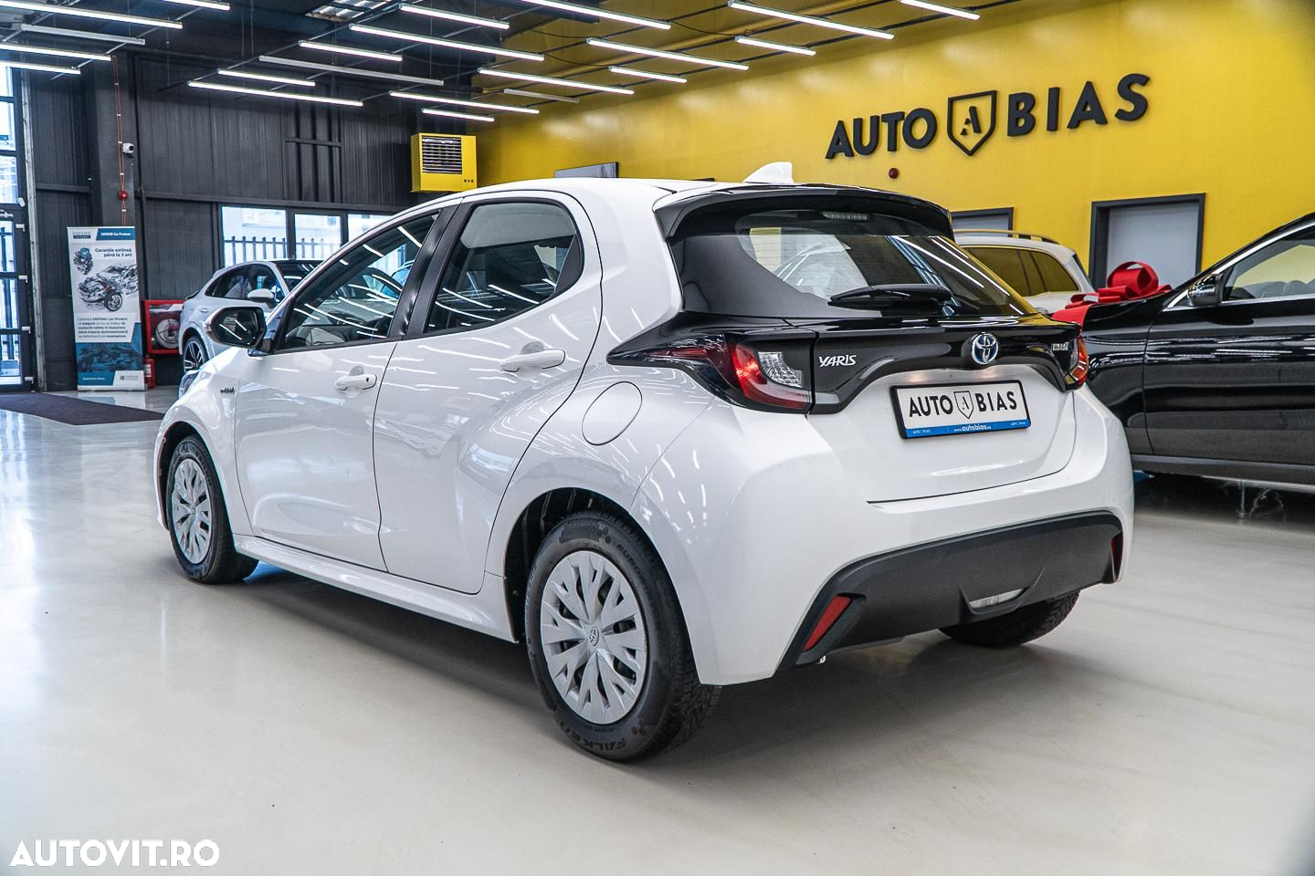Toyota Yaris 1.5 VVT-i HSD Dynamic - 6