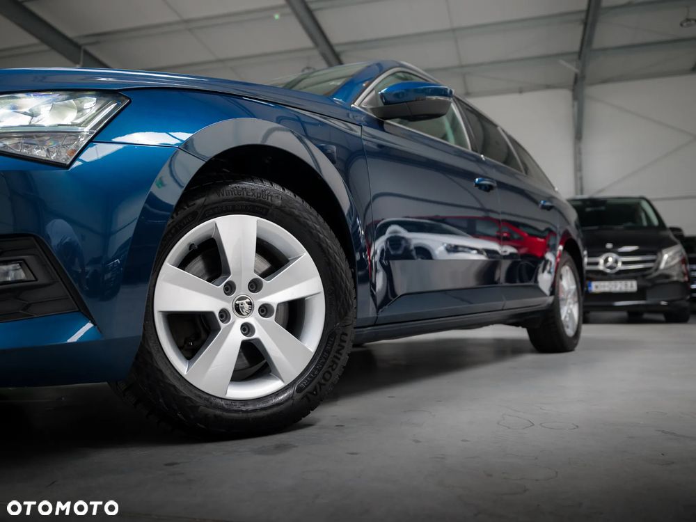 Skoda Superb 2.0 TDI SCR Ambition - 3