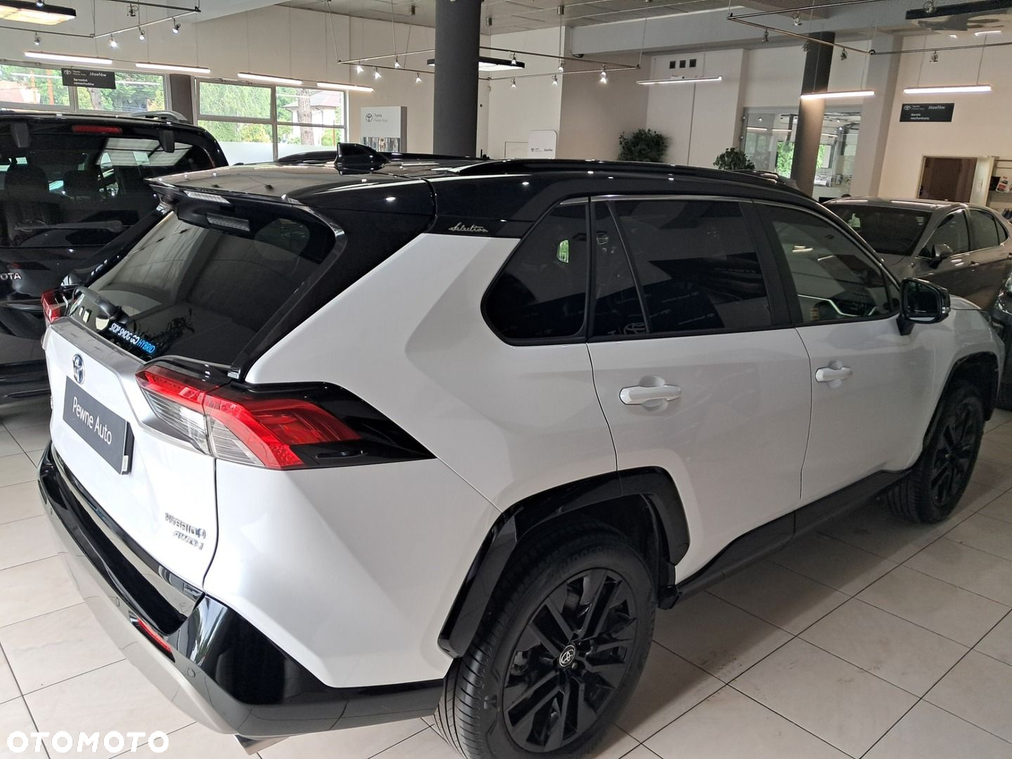 Toyota RAV4 - 4