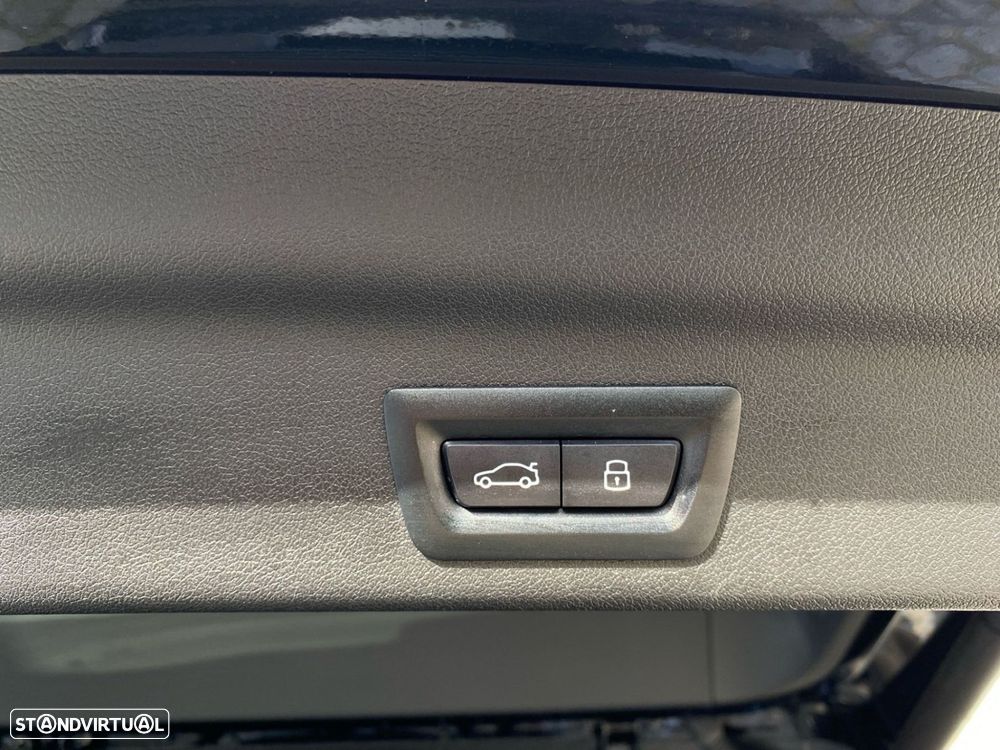 BMW iX1 xDrive30 Pack Desportivo M - 19