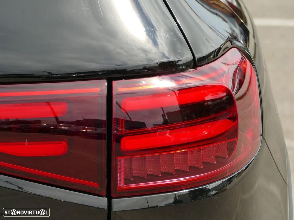 Mercedes-Benz EQB 300 4Matic Progressive - 12
