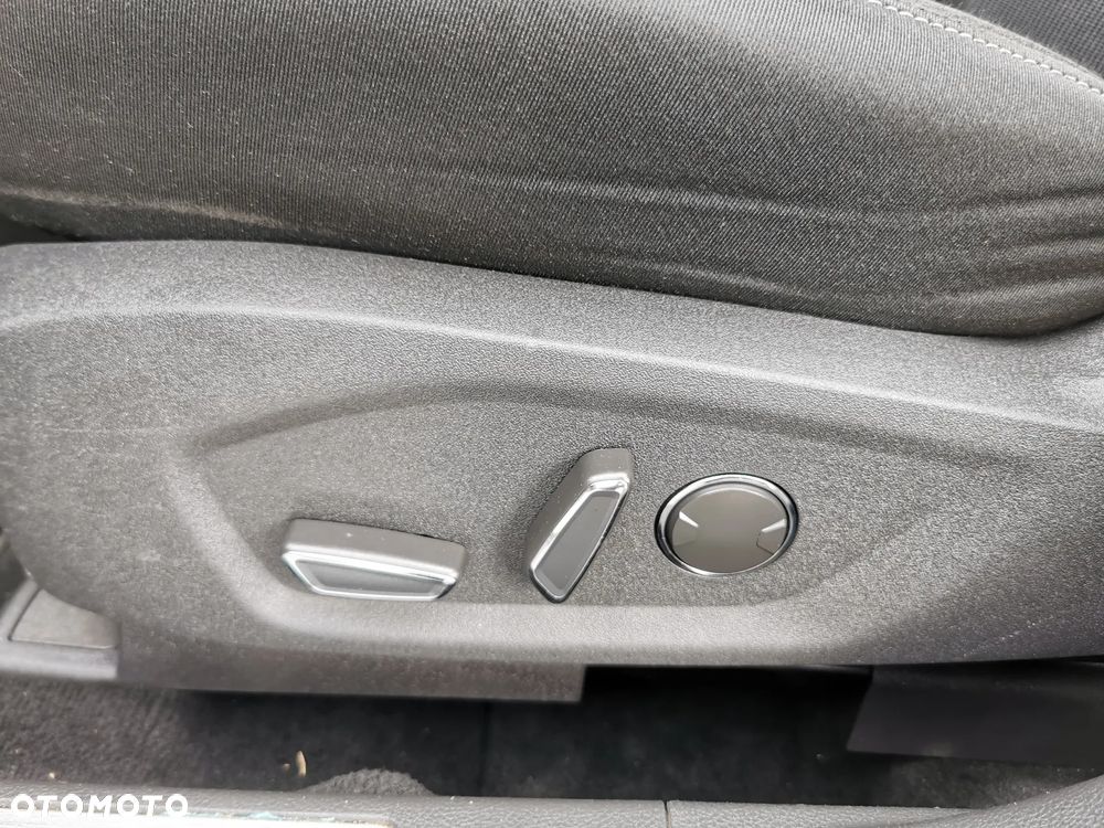 Ford Mondeo 2.0 TDCi STart-Stopp PowerShift-Aut Titanium - 11