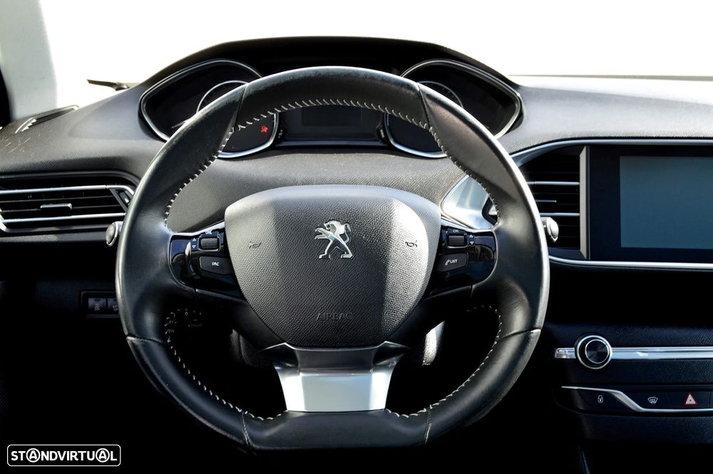 Peugeot 308 SW 1.6 e-HDi Allure - 24