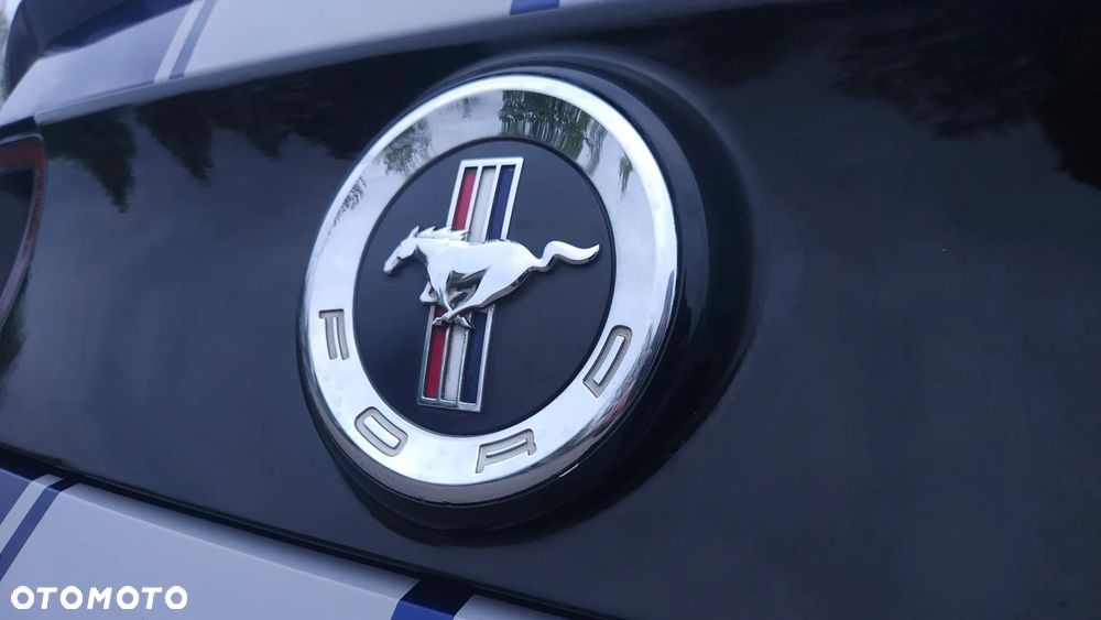 Ford Mustang 3.7 V6 - 12