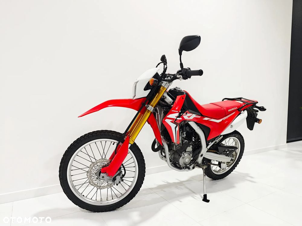 Honda CRF - 12