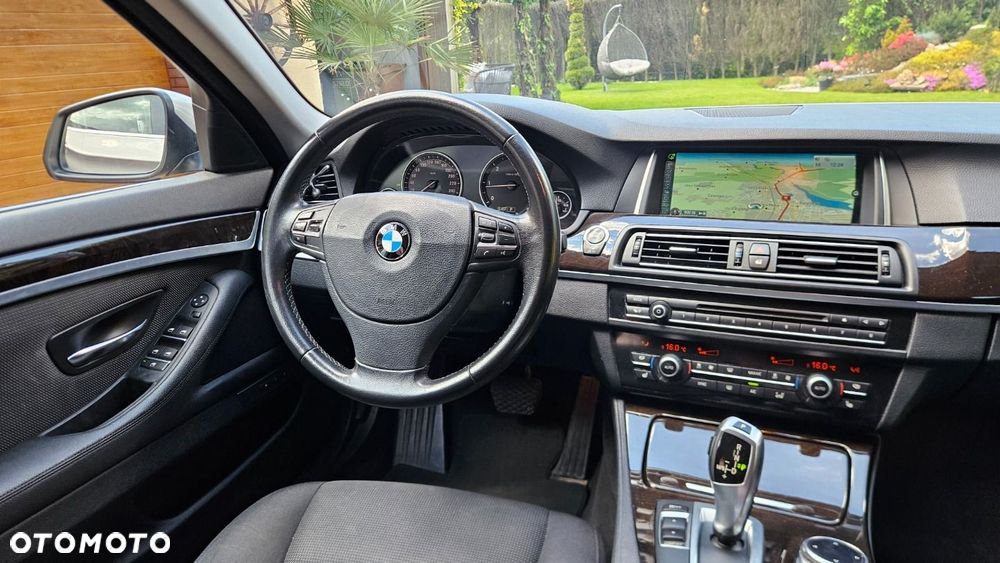 BMW Seria 5 520d - 15