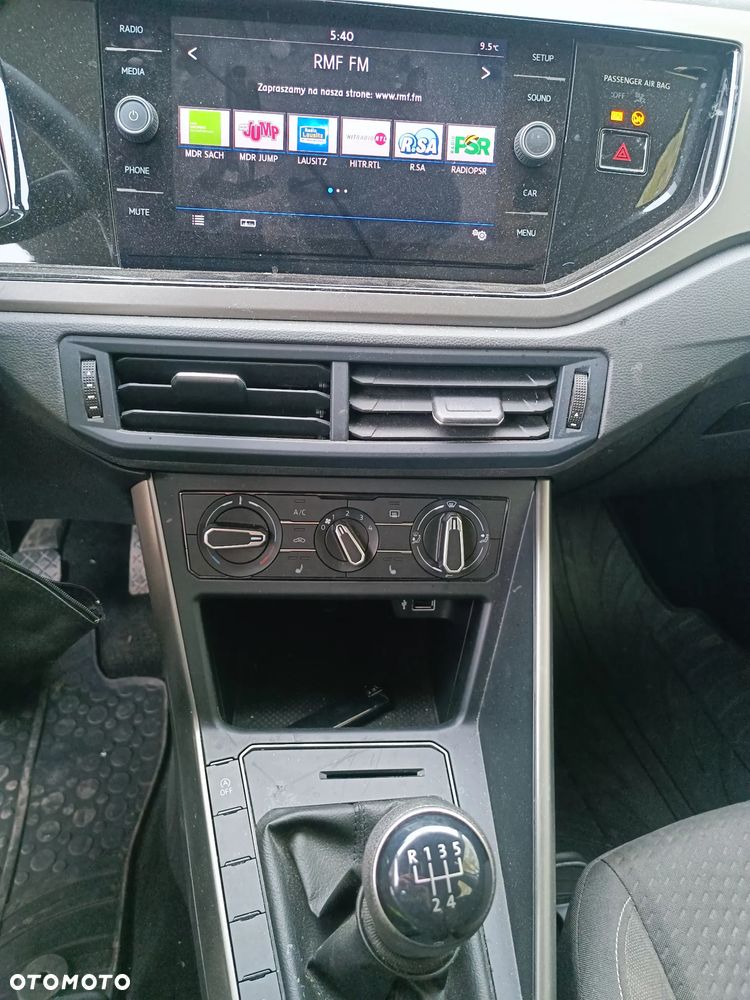 Volkswagen Polo - 11