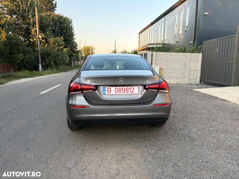 Mercedes-Benz A 180 d 8G-DCT - 16
