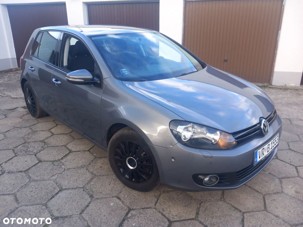 Volkswagen Golf - 8