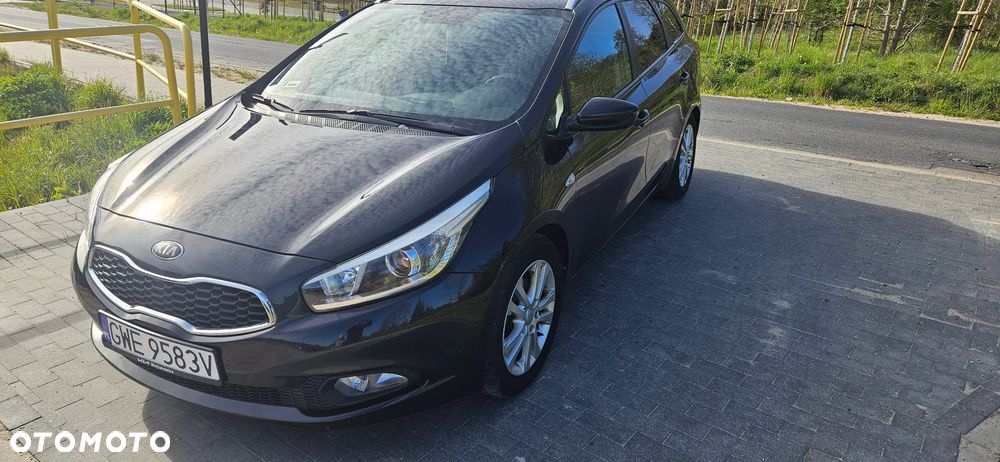 Kia Ceed Cee'd 1.6 CRDi L - 2