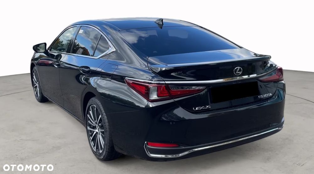 Lexus ES 300h Business Edition - 3