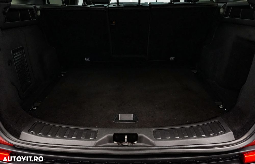 Land Rover Discovery Sport 2.0 l TD4 HSE Luxury Aut. - 23