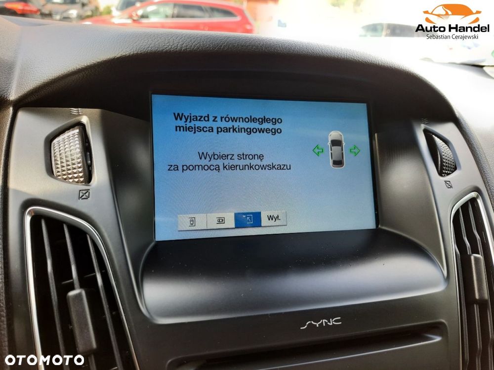 Ford Focus 1.0 EcoBoost STart-Stopp-System TITANIUM - 34