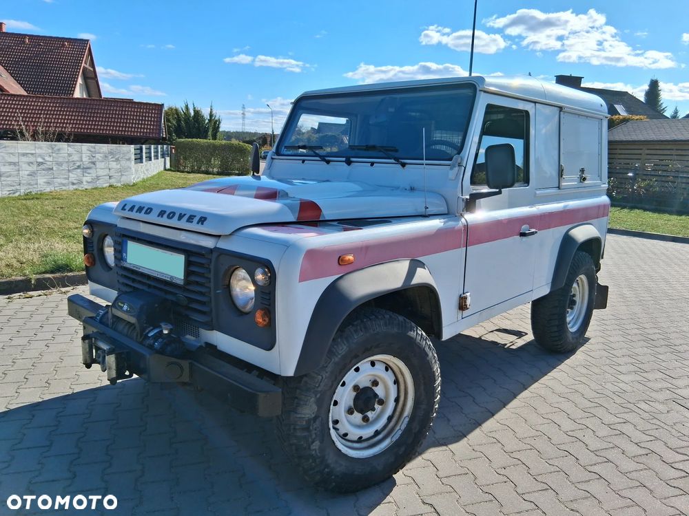 Land Rover Defender 90 Hard Top E - 2
