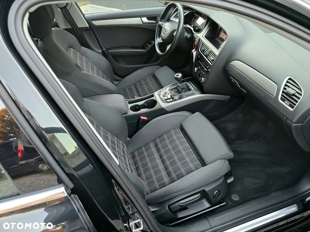 Audi A4 Avant - 13