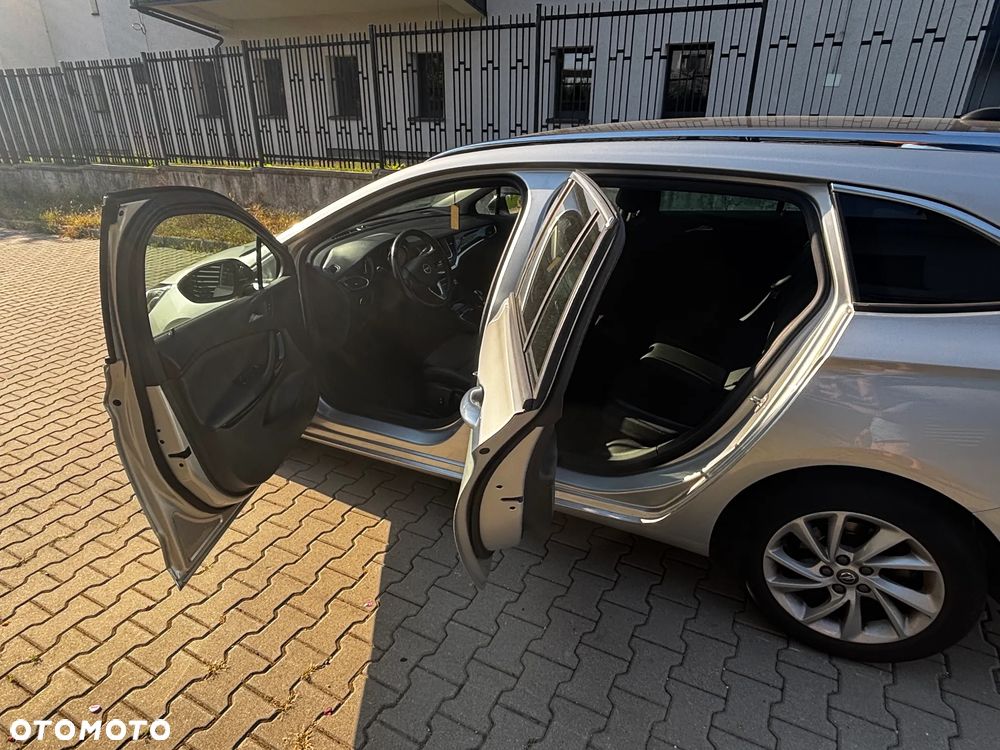 Opel Astra - 9