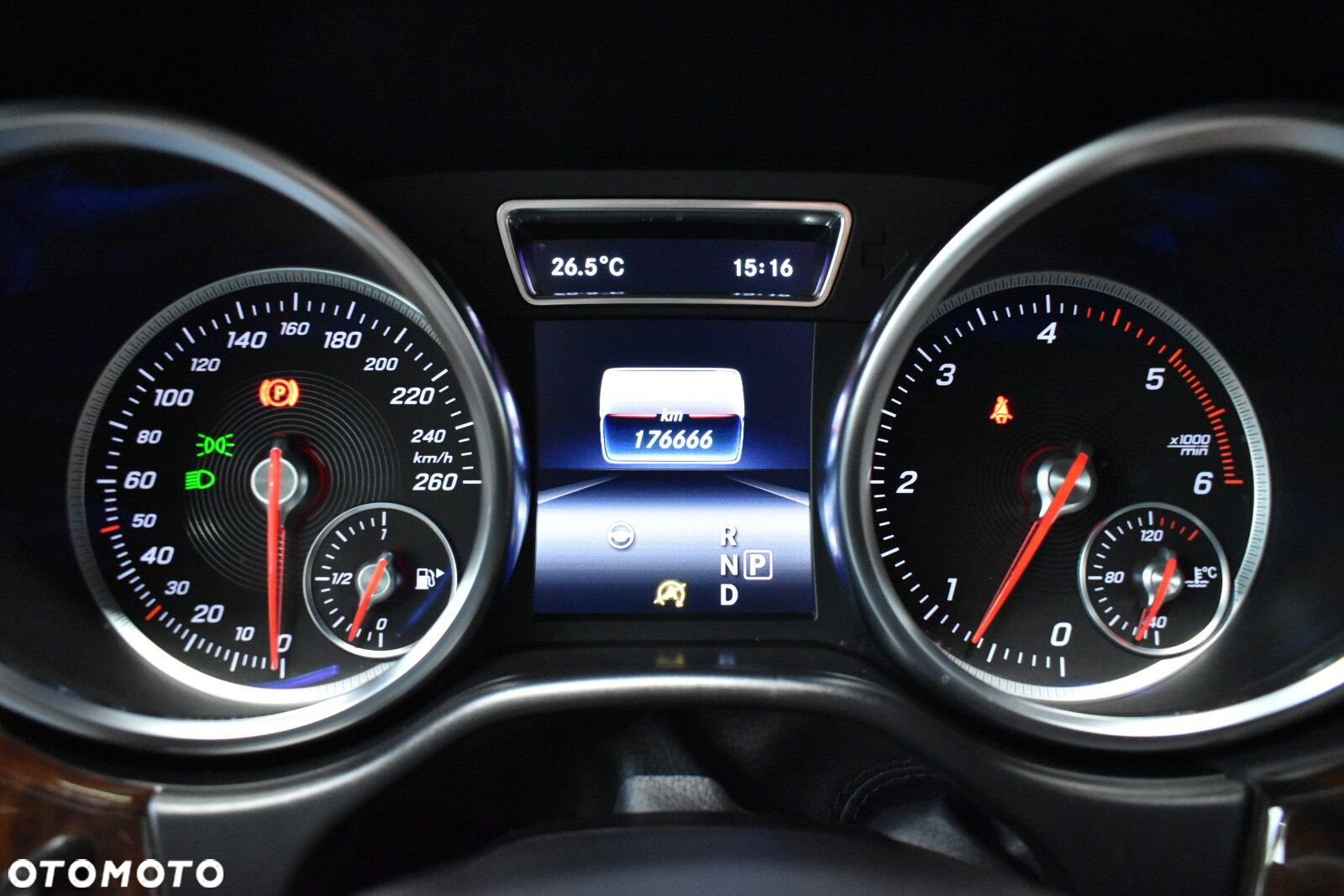 Mercedes-Benz GLE 350 d 4-Matic - 16