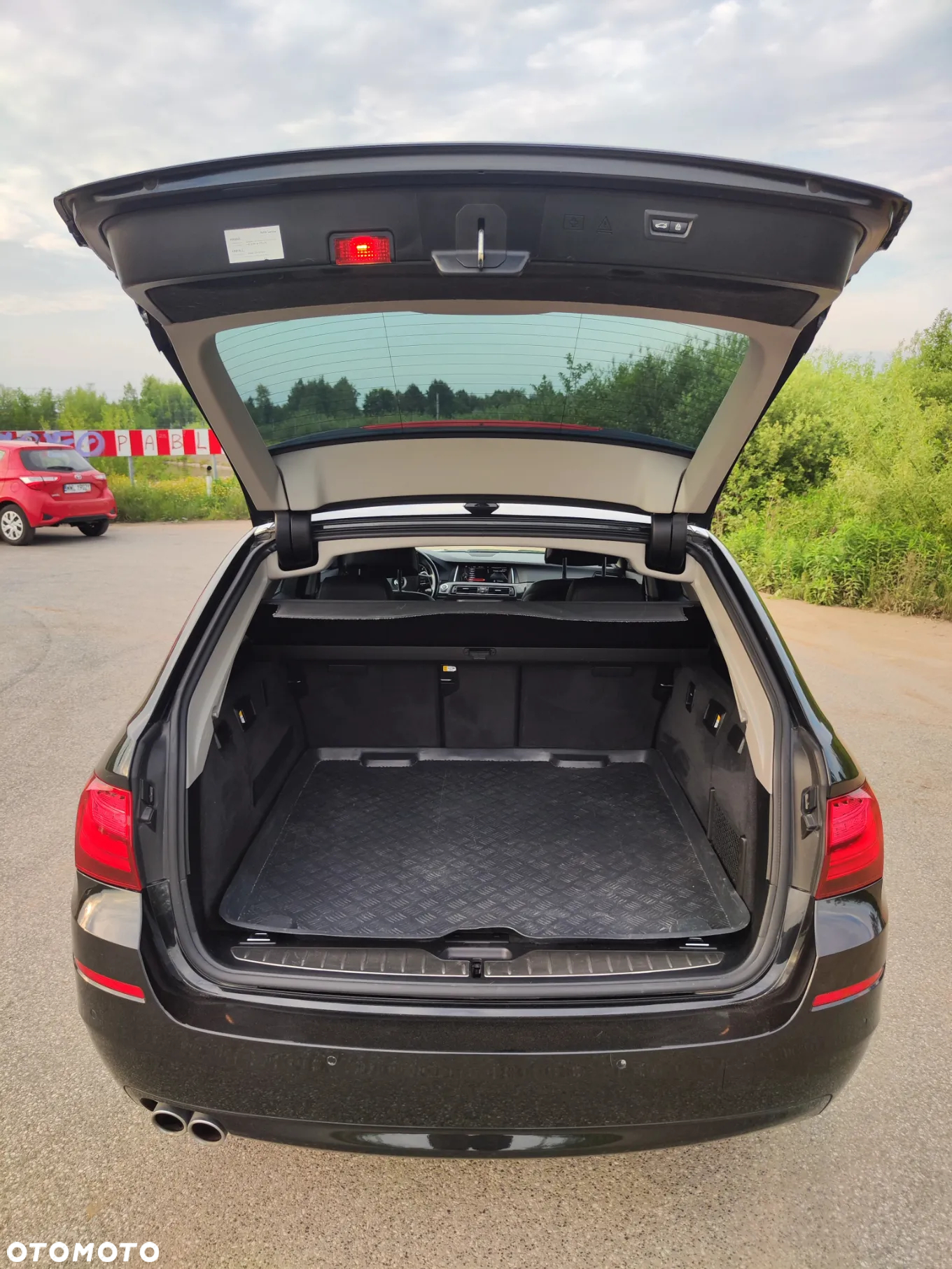 BMW Seria 5 530d xDrive Luxury Line - 13