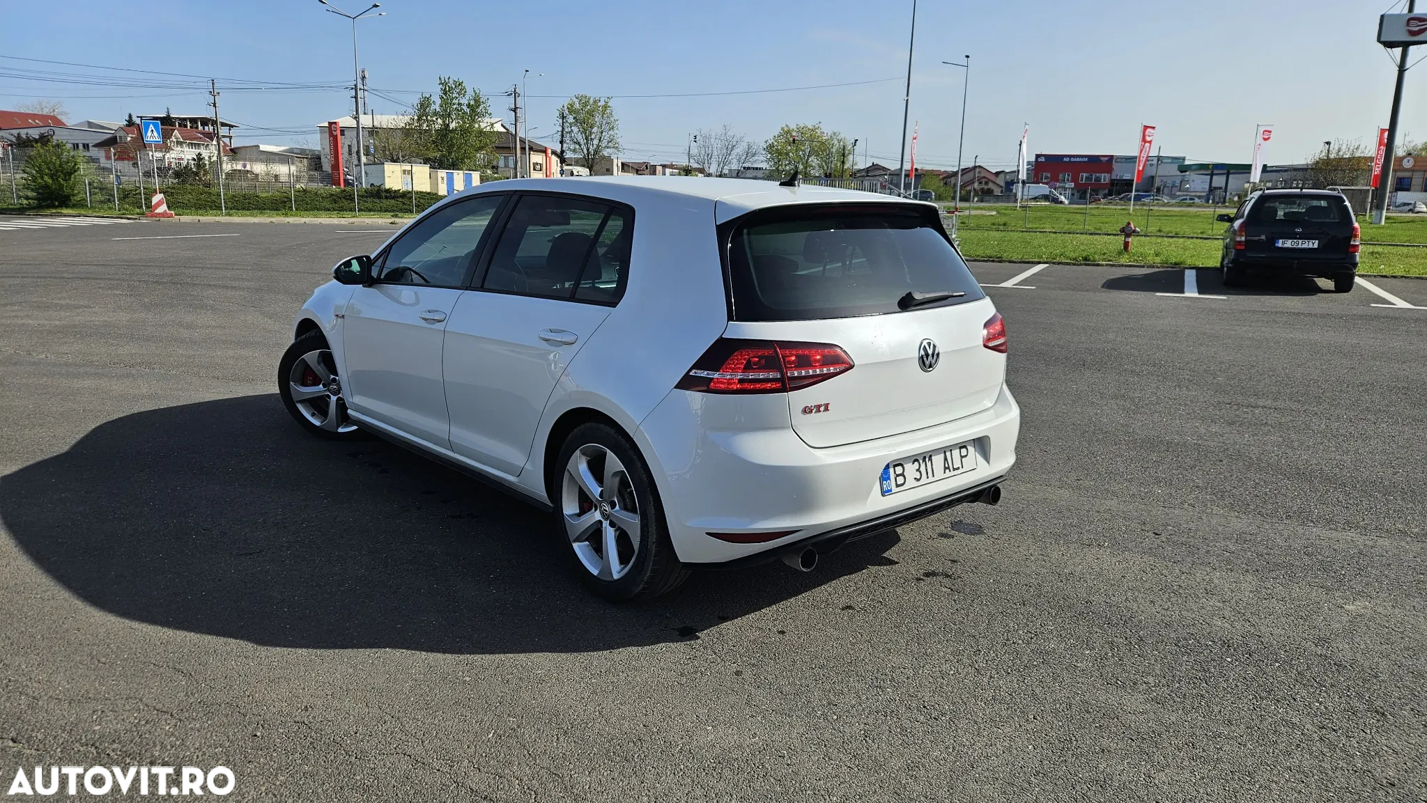 Volkswagen Golf 2.0 TSI BMT GTI Performance - 7