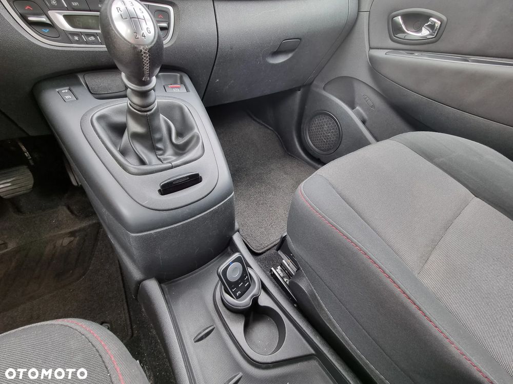 Renault Grand Scenic ENERGY TCe 115 Expression - 13