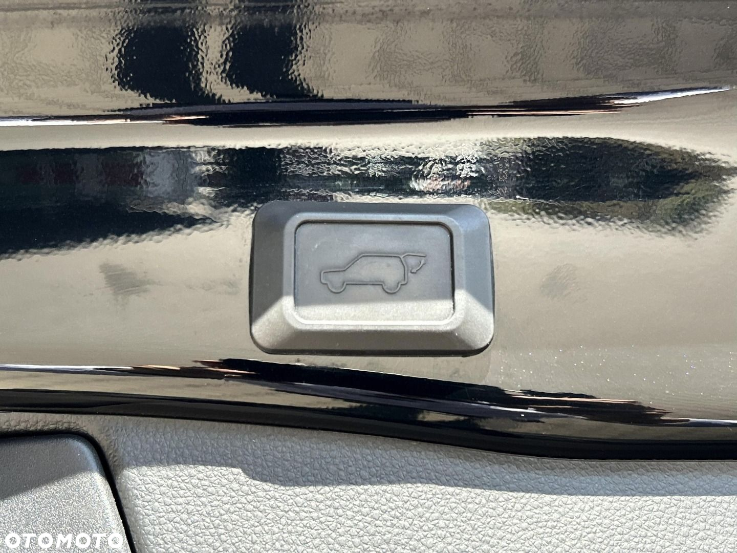 Toyota RAV4 - 24