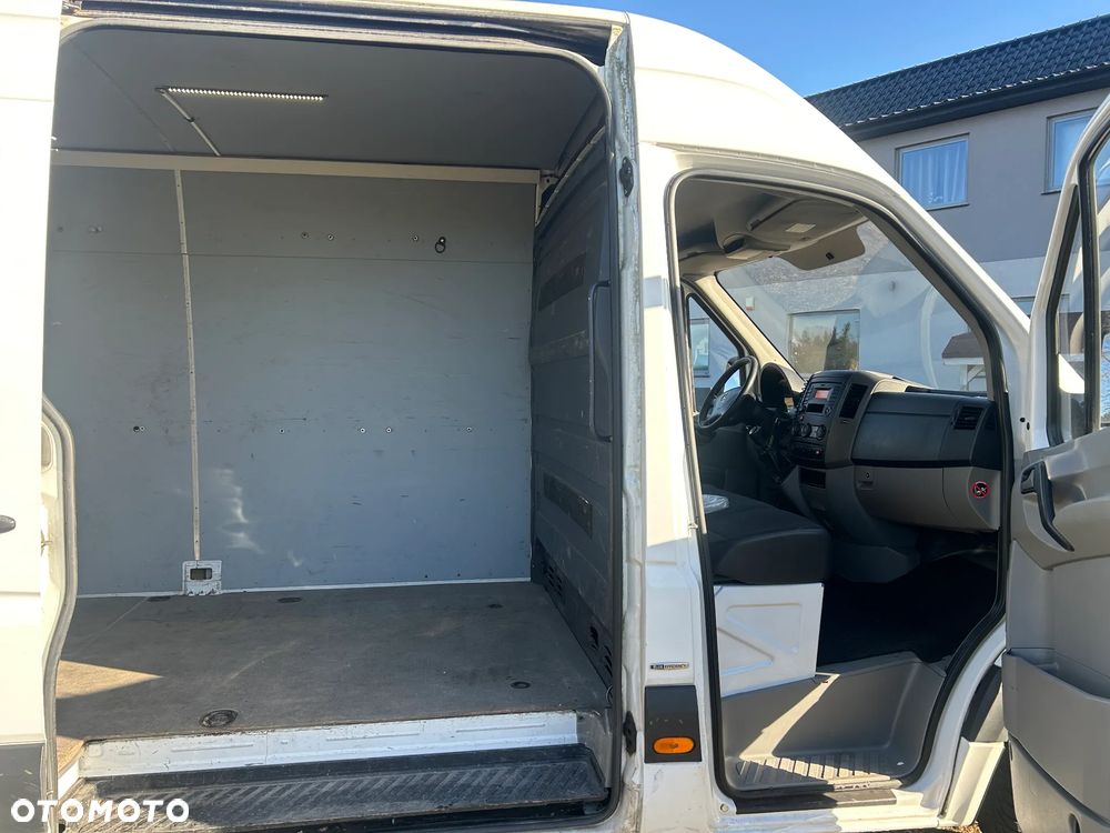 Mercedes-Benz Sprinter - 8