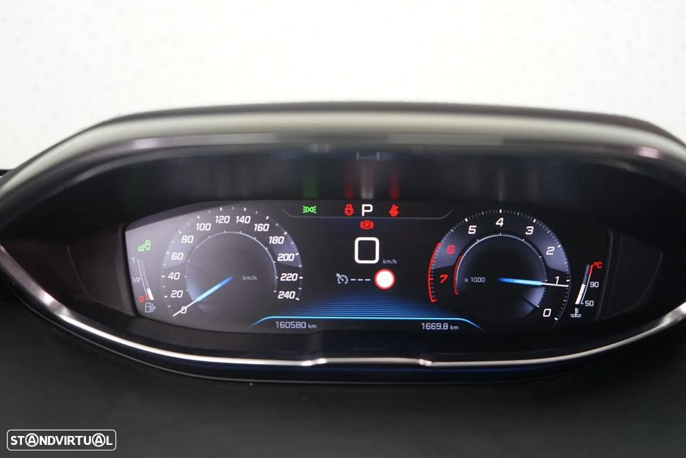 Peugeot 3008 1.2 PureTech Allure Pack EAT8 - 25