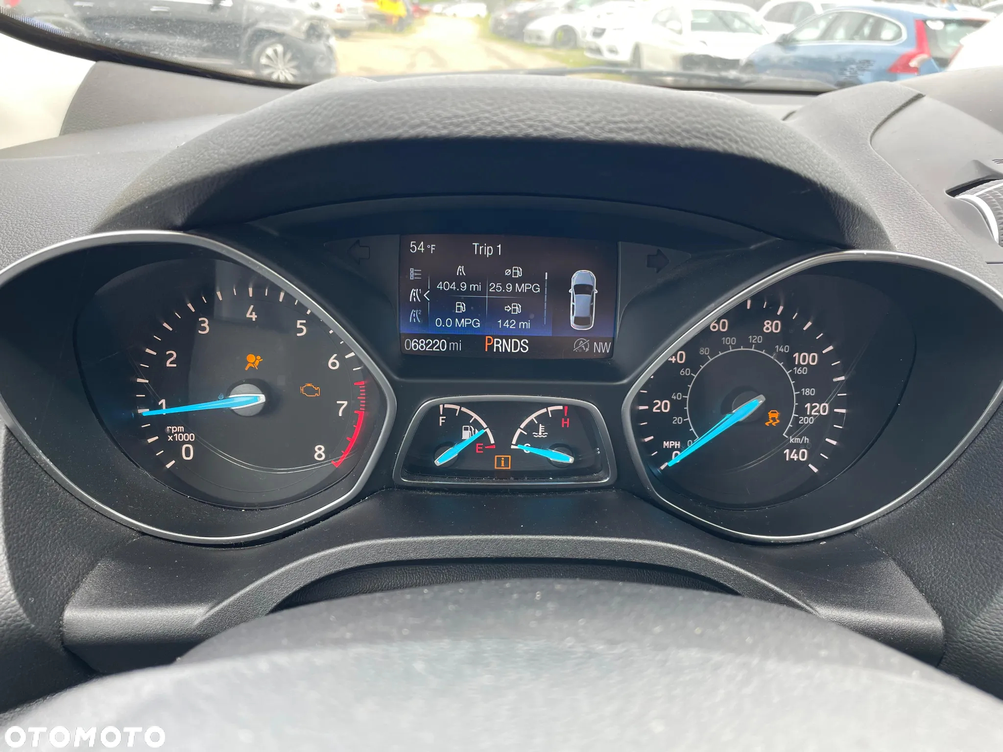 Ford Kuga - 10