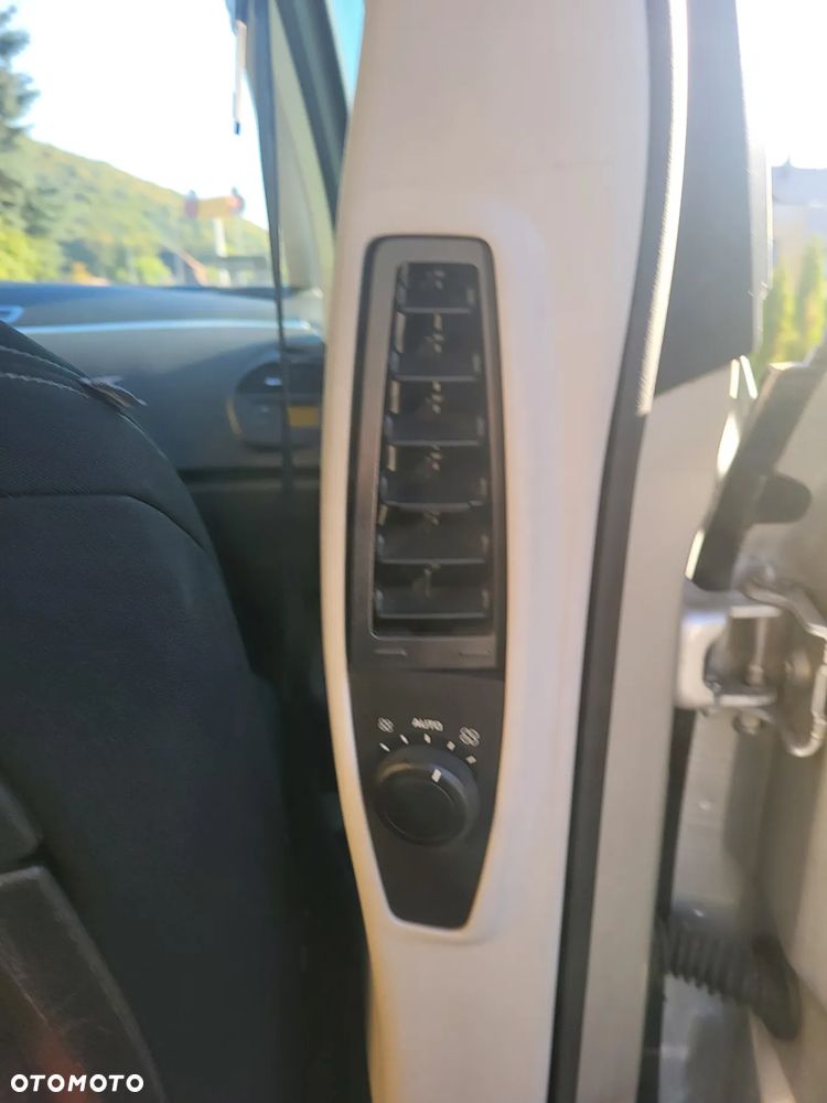 Citroën C4 Picasso - 16