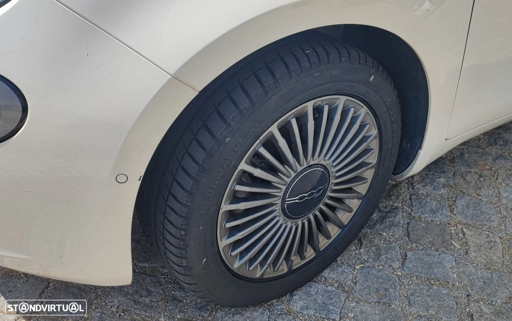 Fiat 500e Icon - 17