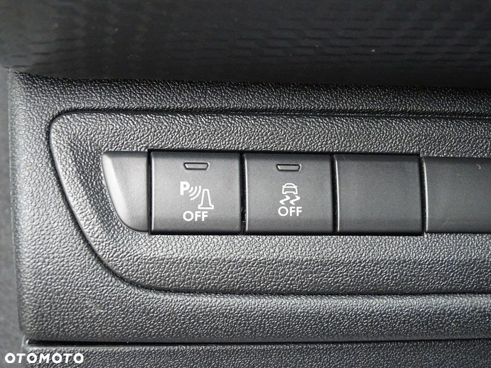 Peugeot 2008 1.2 Pure Tech Style - 27