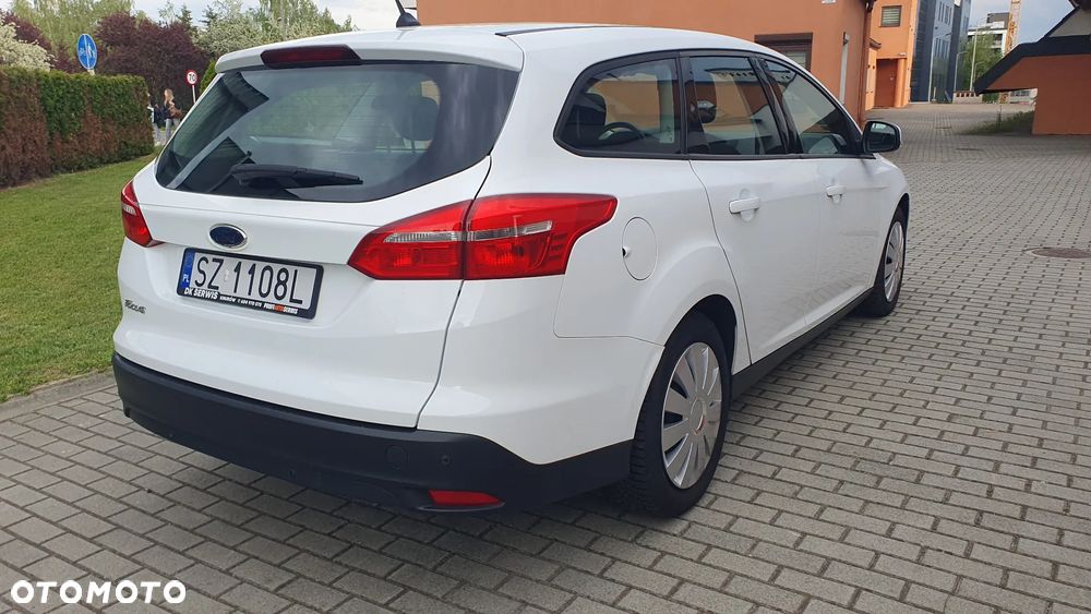 Ford Focus 1.5 TDCi Trend - 4
