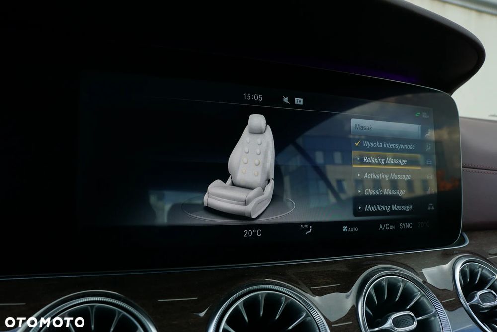 Mercedes-Benz Klasa E 400 Coupe 4-Matic 9G-TRONIC - 36