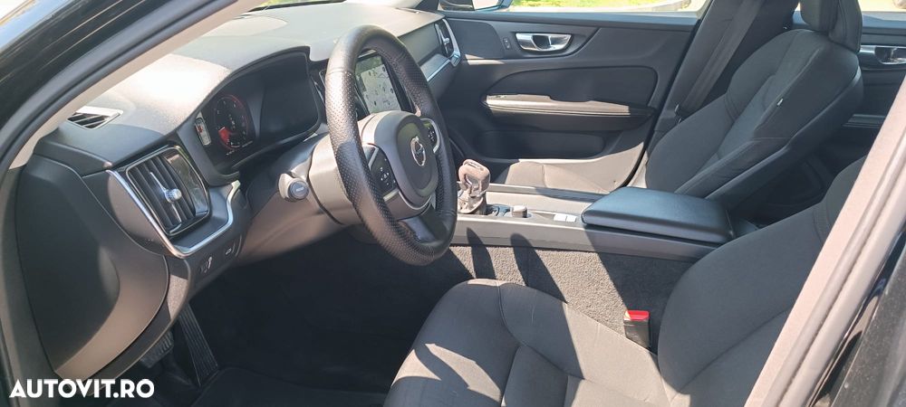 Volvo V60 D3 Geartronic Momentum - 26