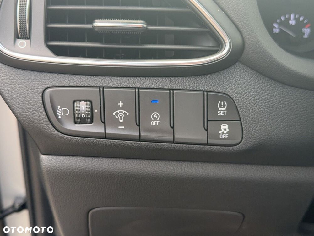 Hyundai i30 - 22