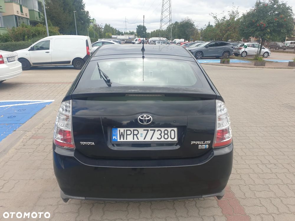 Toyota Prius 1.5 VVT-i Sol - 4