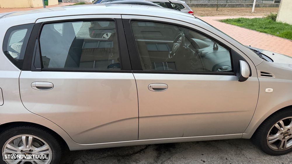 Chevrolet Aveo 1.2 LT Bi-Fuel - 2