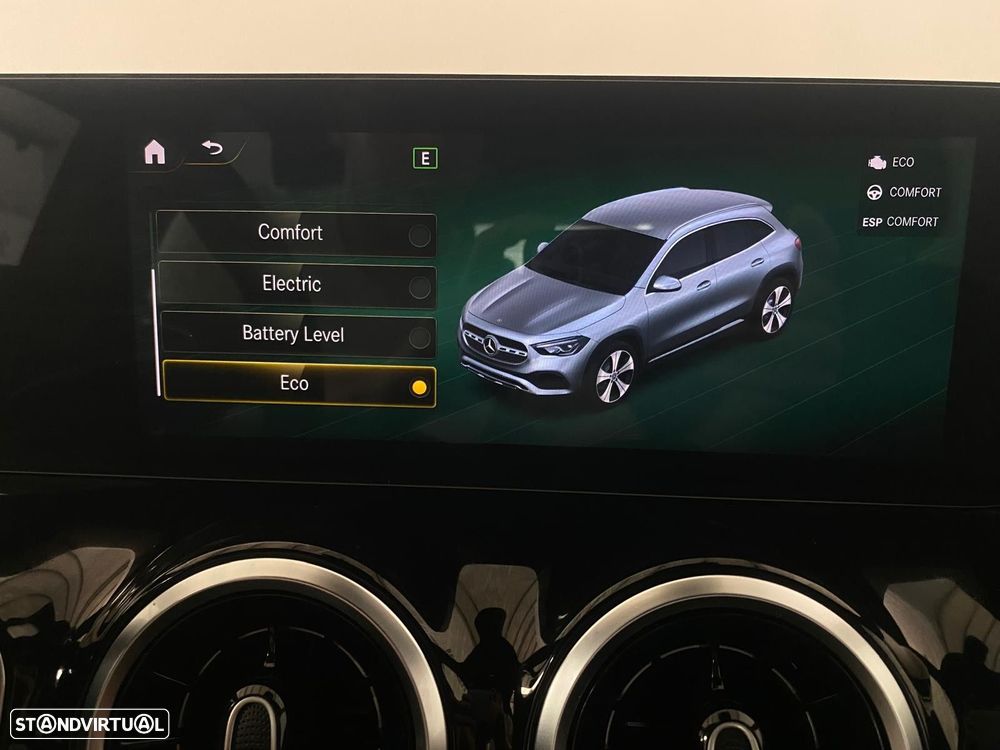 Mercedes-Benz GLA 250 e AMG Line - 39