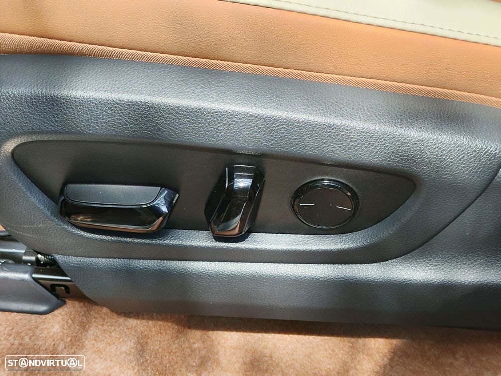 Lexus RZ 300e Luxury - 28