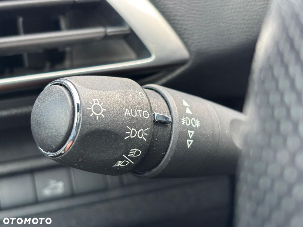 Peugeot 5008 - 28