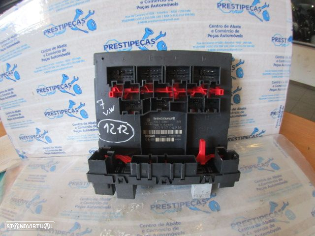 Caixa Fusiveis 1K0937049M VW POLO 6 AW FASE 1 2019 1.0 80CV 5P CINZA ORIGINAL BOSCH - 2