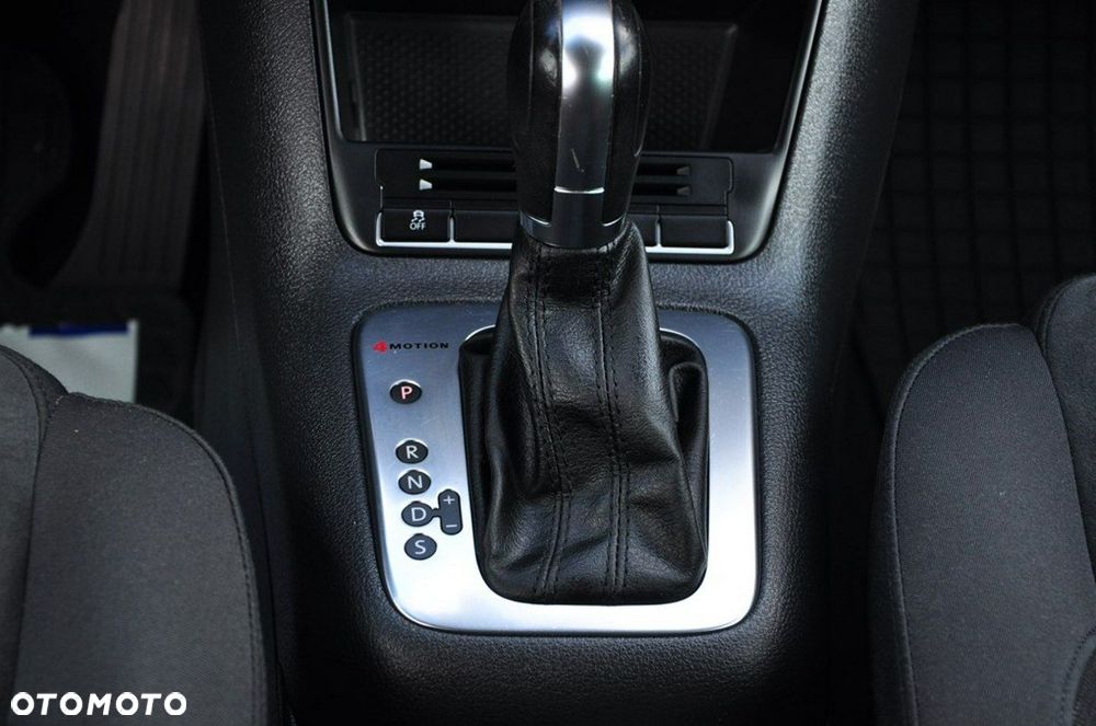 Volkswagen Tiguan - 33