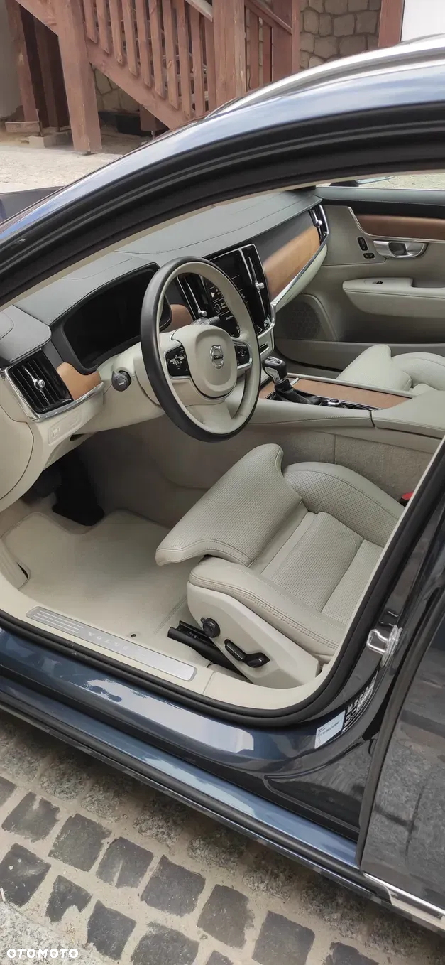 Volvo V90 - 31