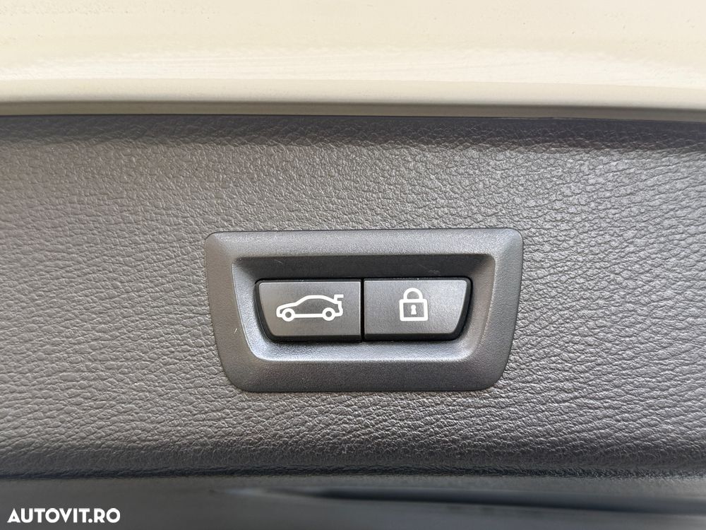 BMW X3 xDrive20d AT xLine - 27