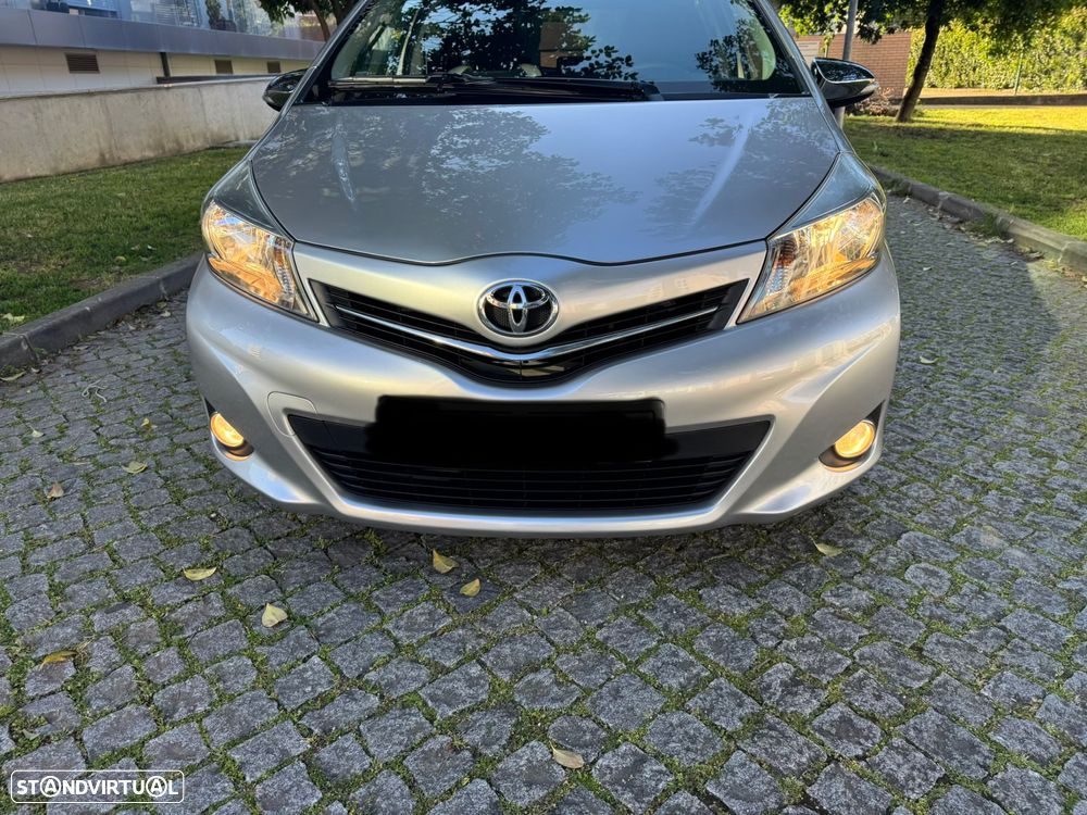 Toyota Yaris 1.4 D-4D Sport+P.Techno +Navi - 15
