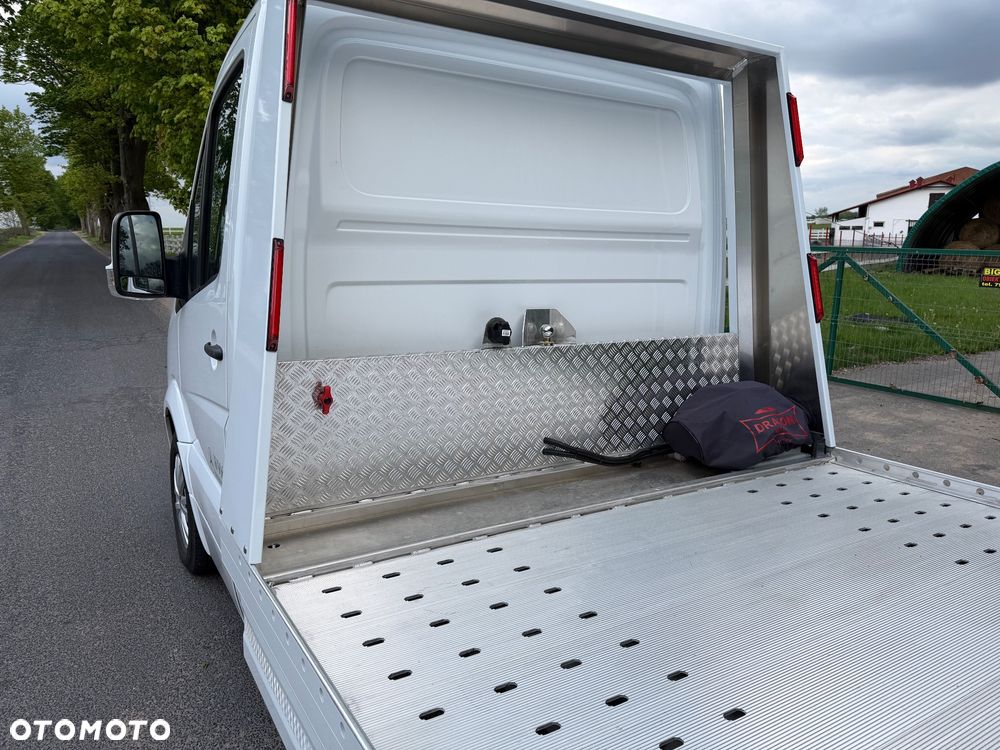 Mercedes-Benz Sprinter - 9