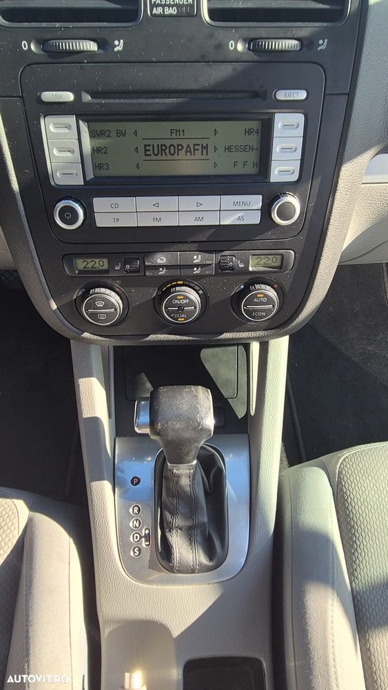 Volkswagen Golf 1.6 FSI Automatik Sportline - 13