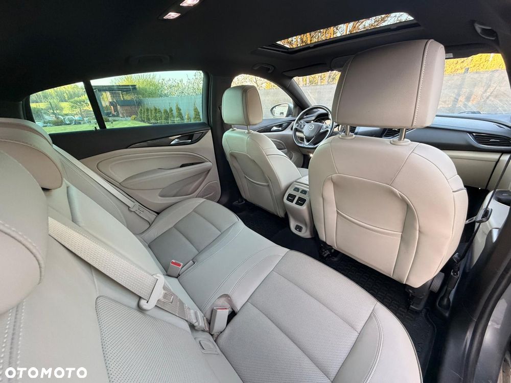 Opel Insignia Sport2.0 Direct InjTurbo 4x4 Ultimate Exclusive - 28